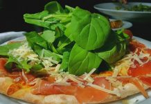 Pizza with carrot dough without flour!